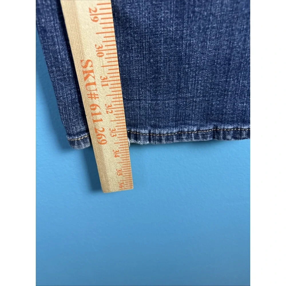 Levi's 559 Jeans Men's Size 38x34 Relaxed Straight Blue Denim Cotton Dark Wash